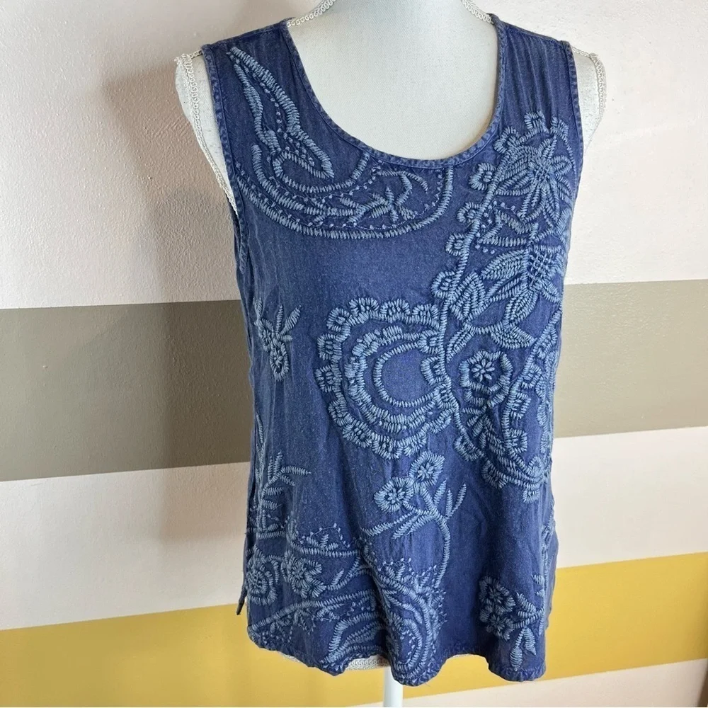2/$25 Luna Moon Buckle Blue Chambray Denim Floral Boho Bohemian Western Tank Top - Picture 2 of 14